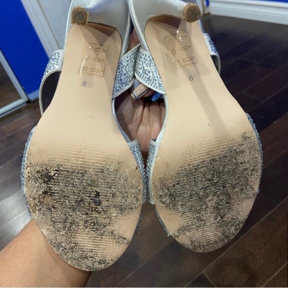 Le chateau heels - Picture 6 of 6